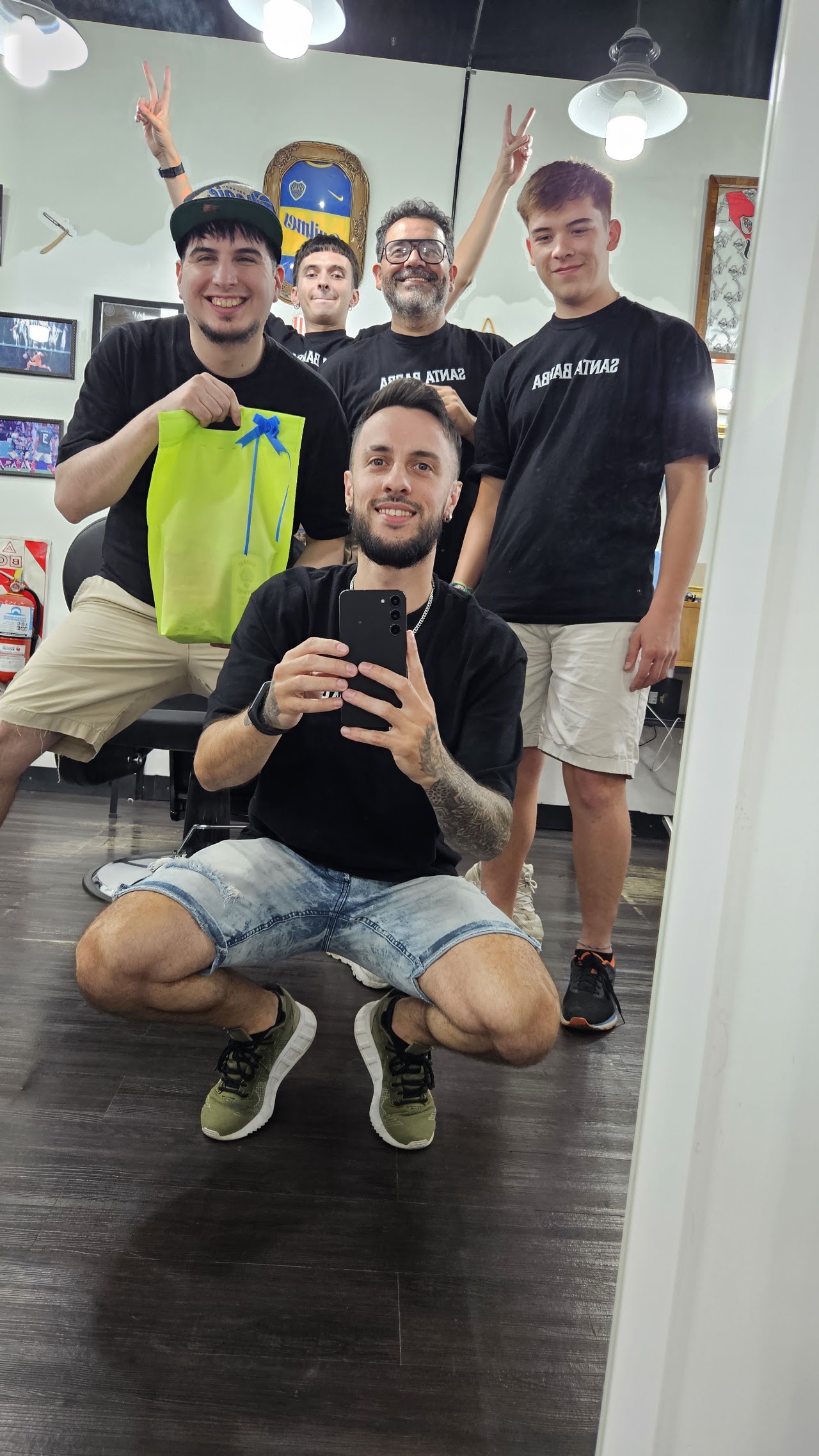 Equipo de barberos de Santa Barba Barbería